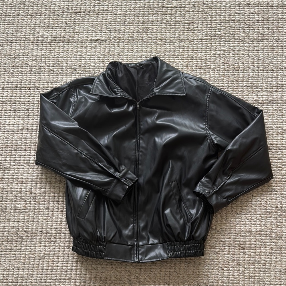 SHEIN Black Faux Leather Zip-Up Jacket